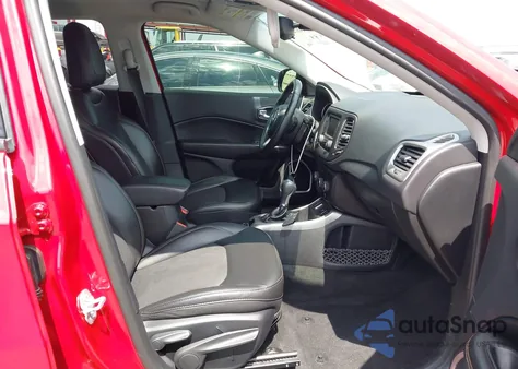 2018 Jeep Compass Latitude Fwd from USA, damaged, VIN 3C4NJCBB0JT489510